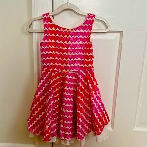 Little girl’s dress size 4